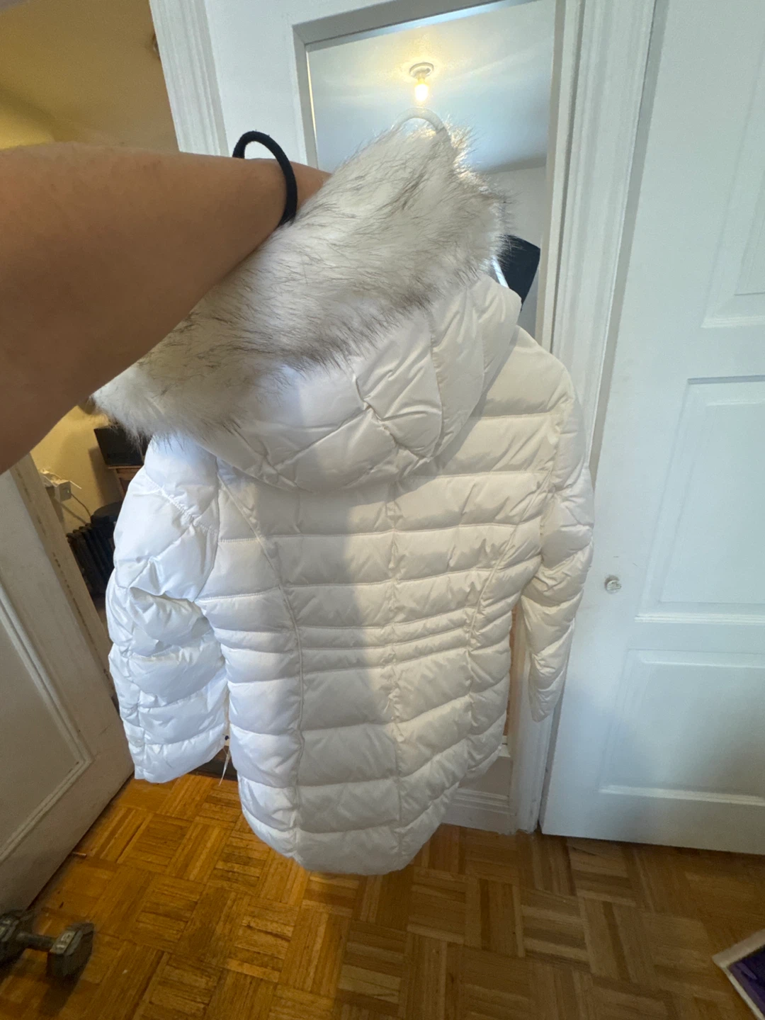 Calvin Klein White Down Puffer Coat with Faux Fur Hood - Size L - photo 4