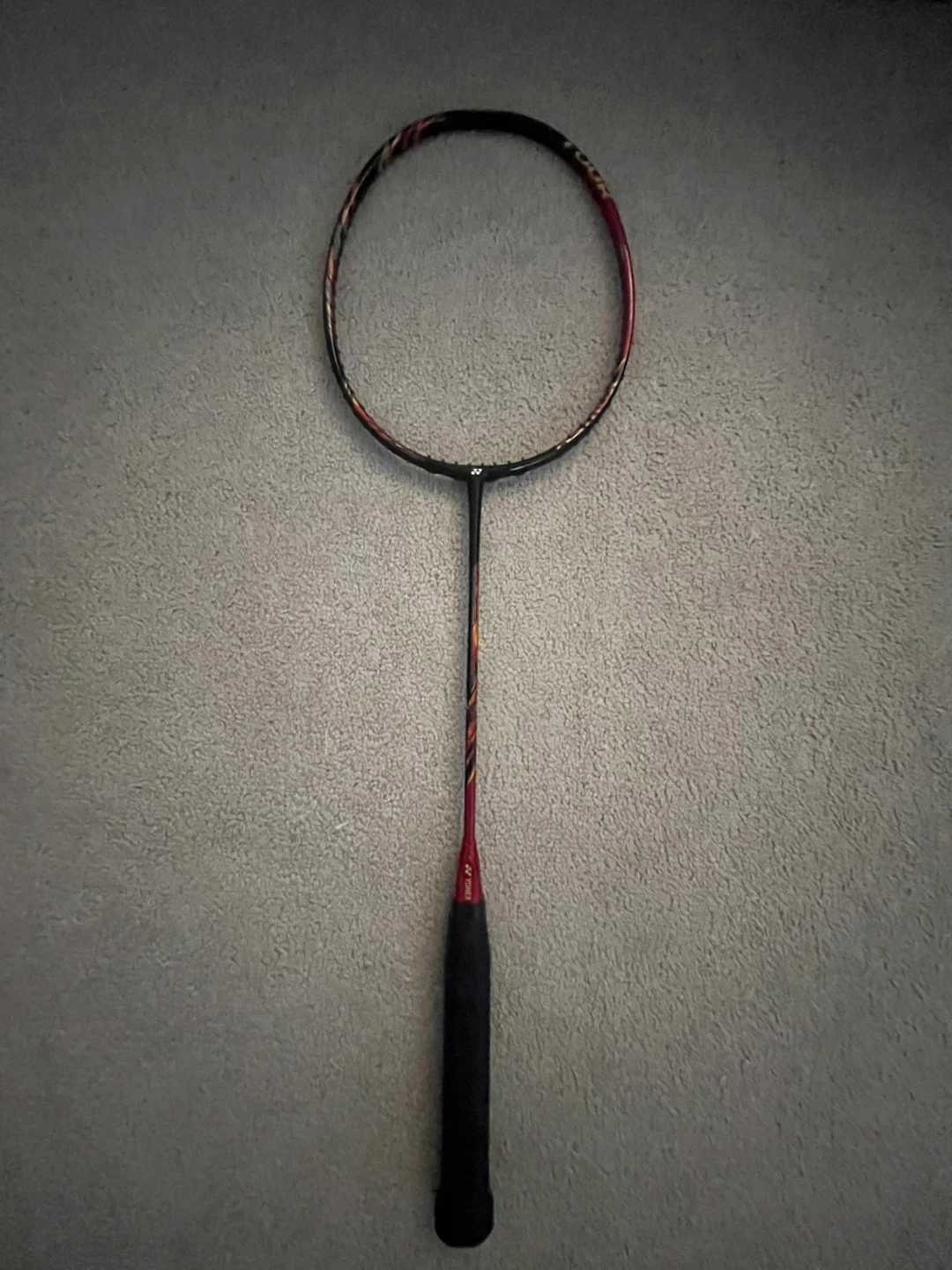 Yonex Astrox 99 Tour 2nd Gen (Cherry Sunburst)