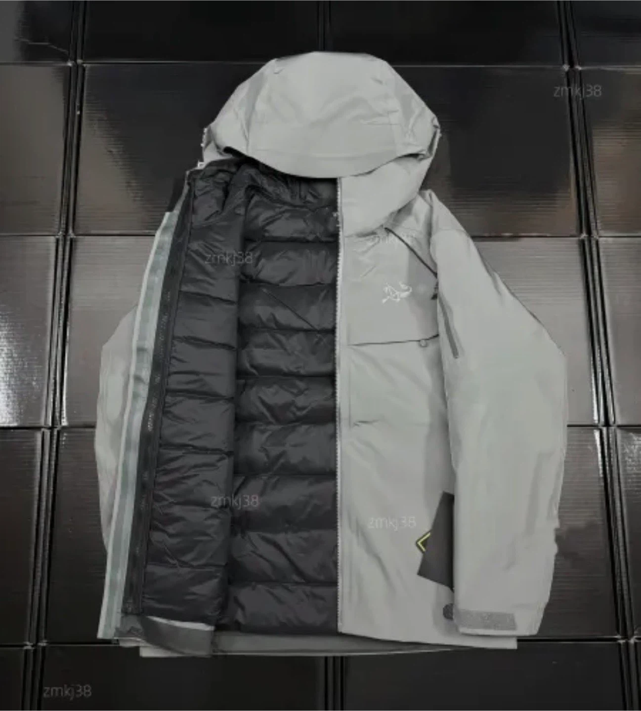Arc’teryx Warehouse Dump