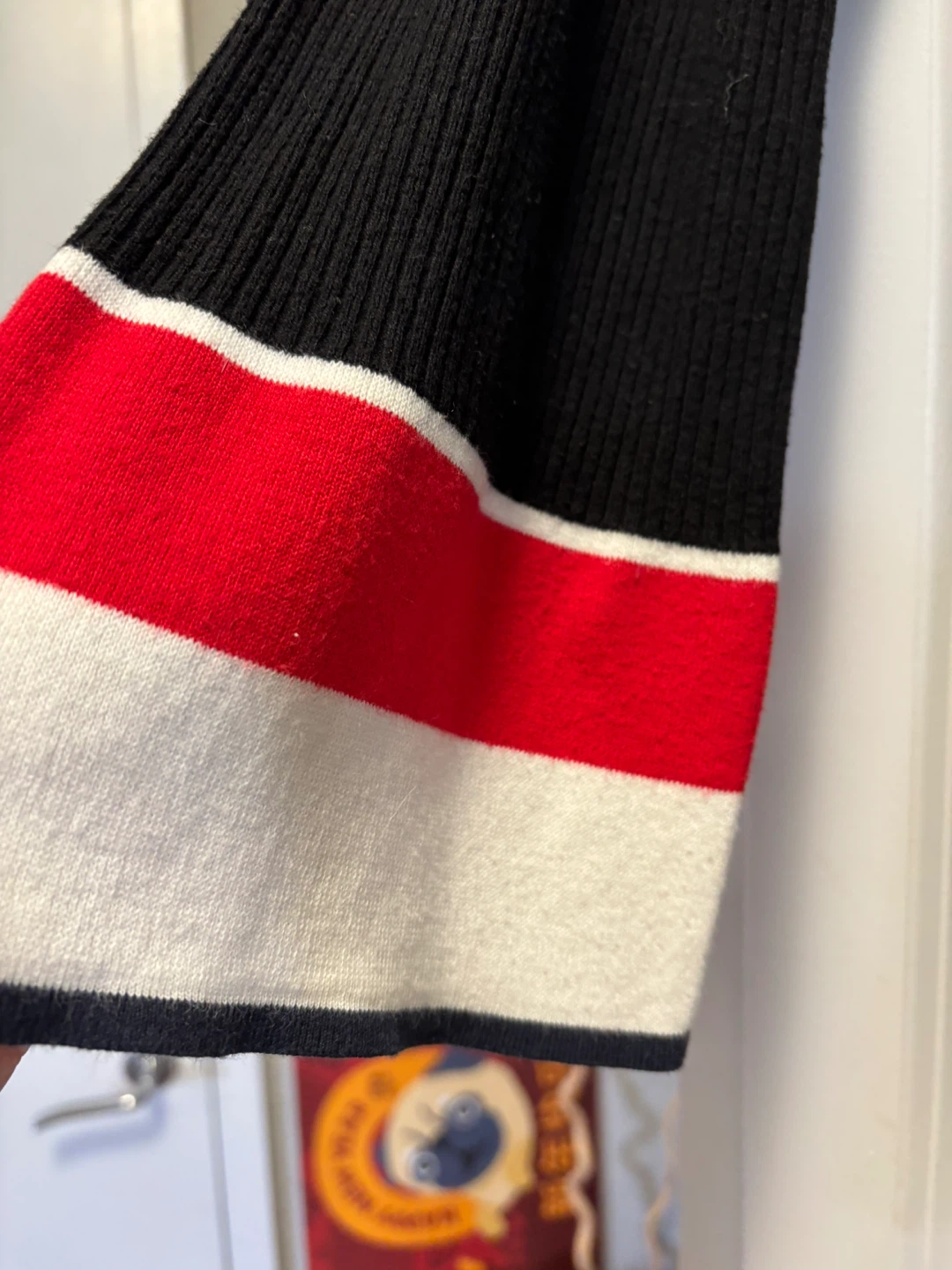 Tommy Hilfiger Black Sweater with Striped Cuffs XS - photo 5