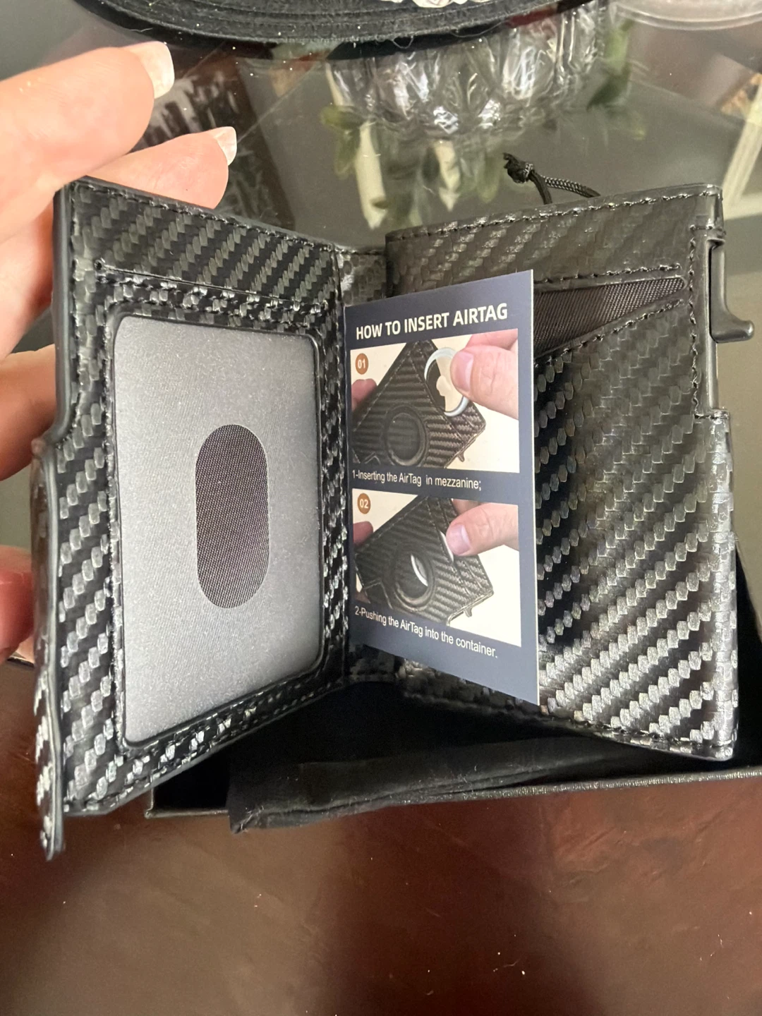 MIYOZI Carbon Fibre AirTag Wallet - photo 4