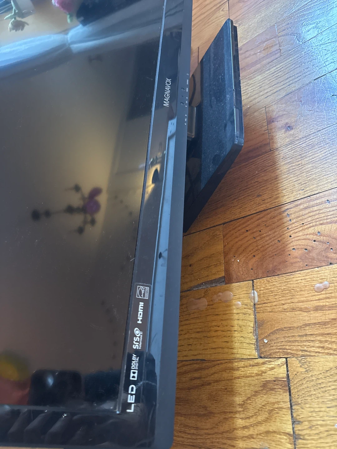 Magnavox 24" LED HDTV - photo 2