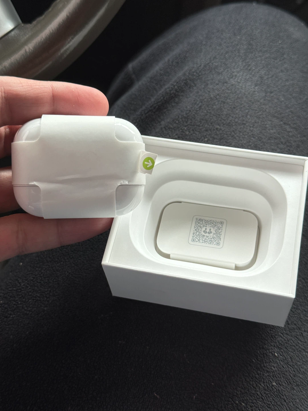Apple AirPods Pro (3nd generation) - photo 5
