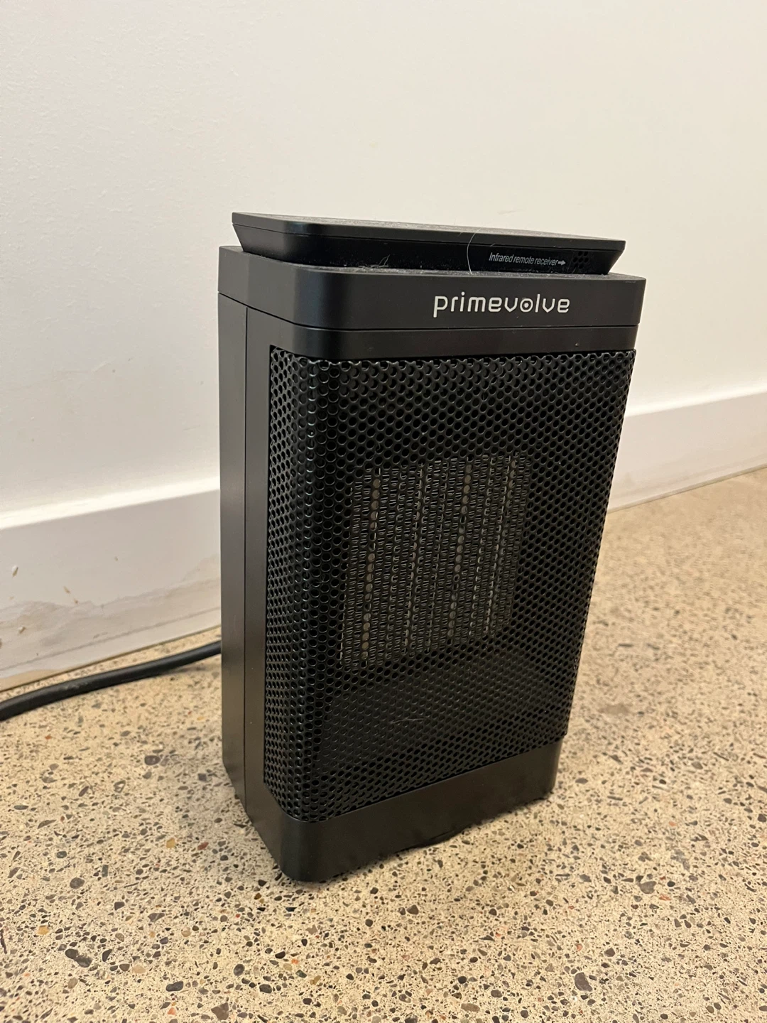 Primevolve Portable Heater with Remote - photo 2