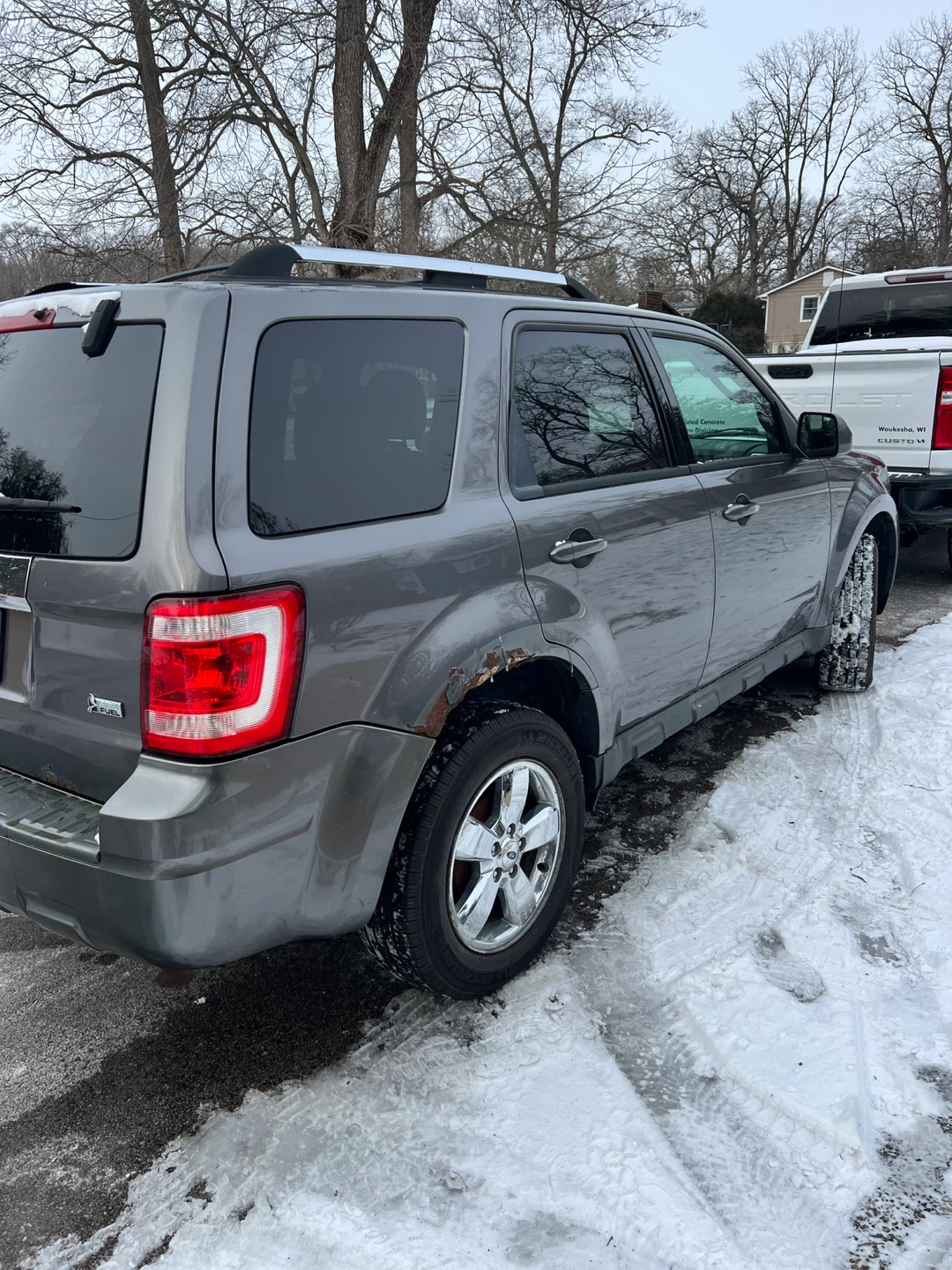Ford Escape 2010 - photo 2