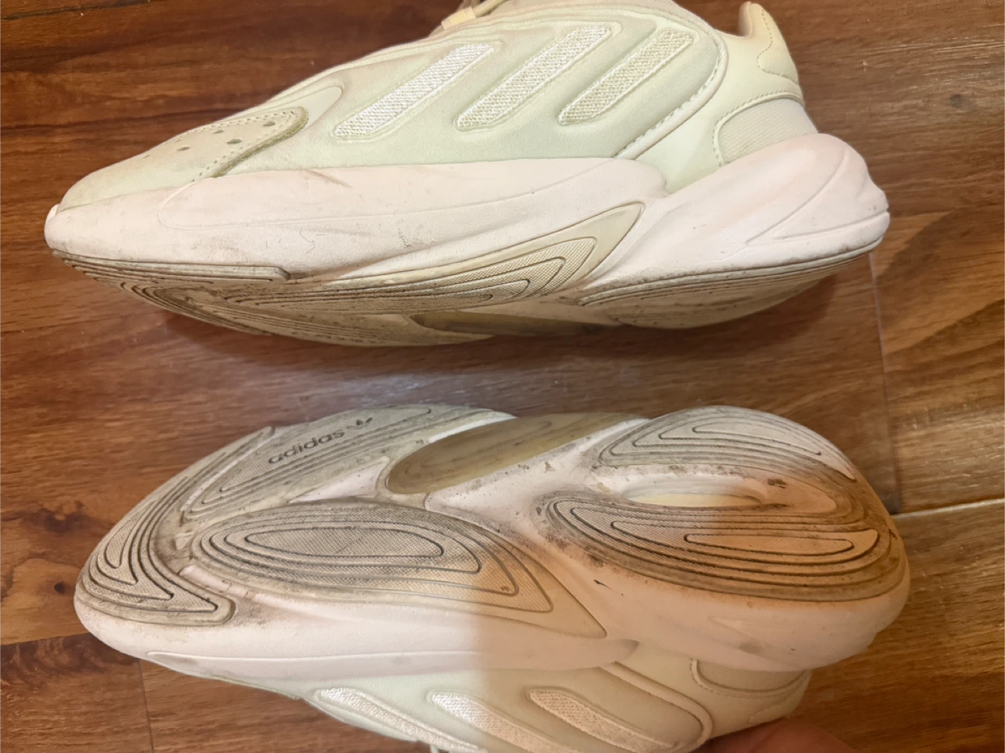 Adidas OZWEEGO Shoes - photo 3