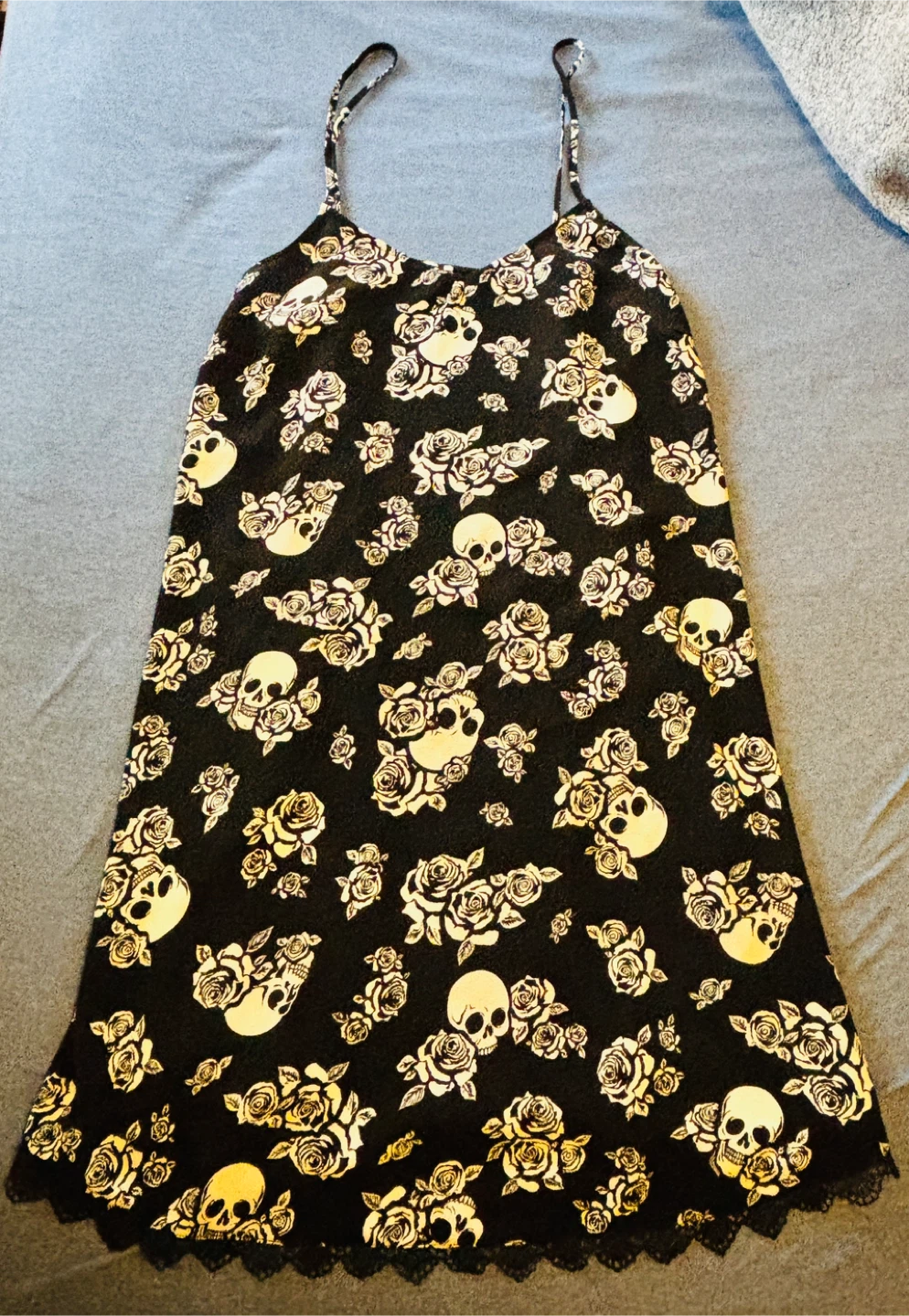$5 XL Black Skull and Roses Slip Dress - photo 2