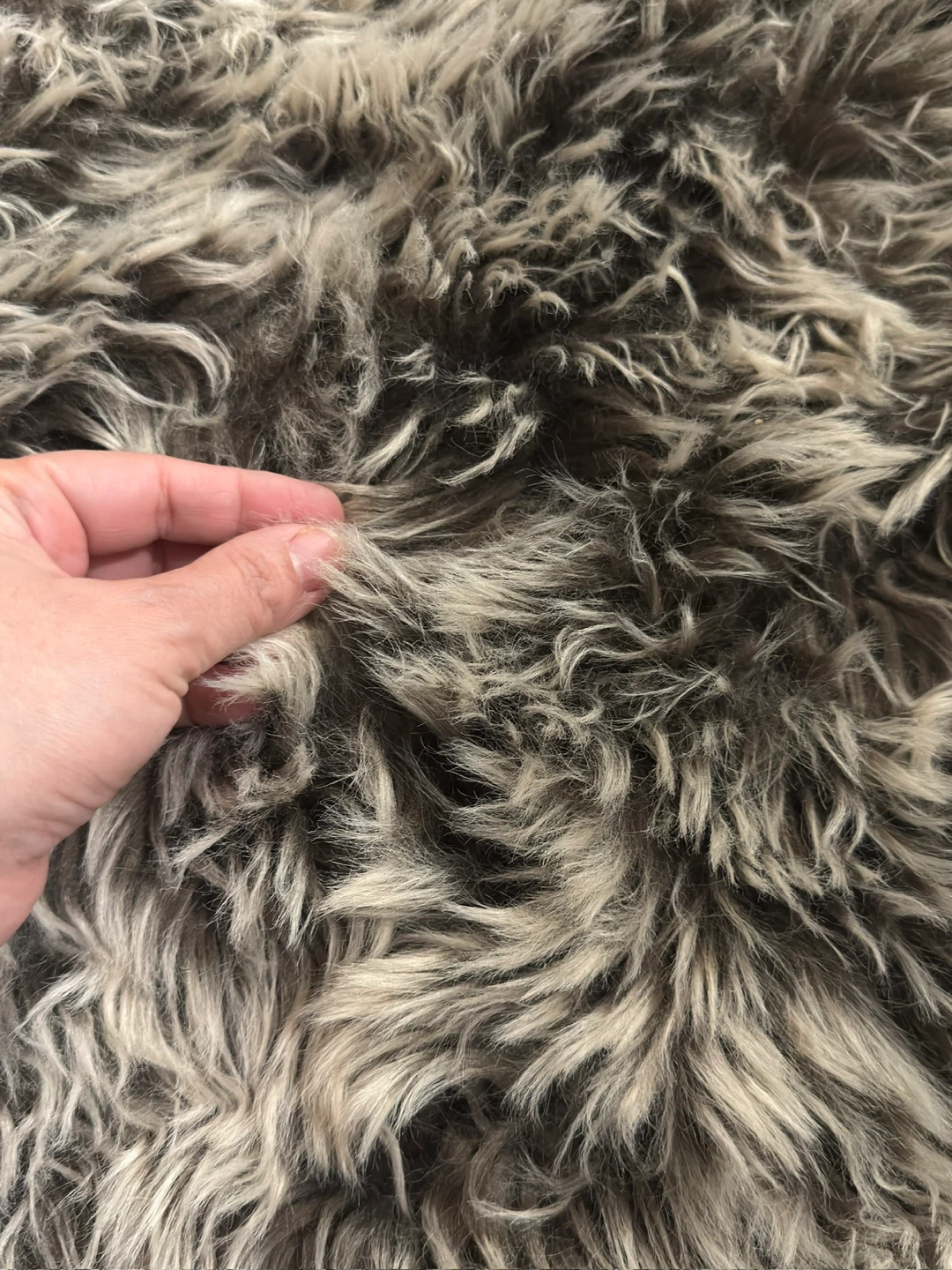 Grey Faux Fur Rugs - Set of 2 - photo 2