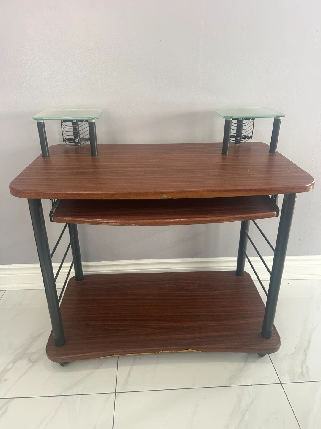 Rolling Computer Desk with Keyboard Tray