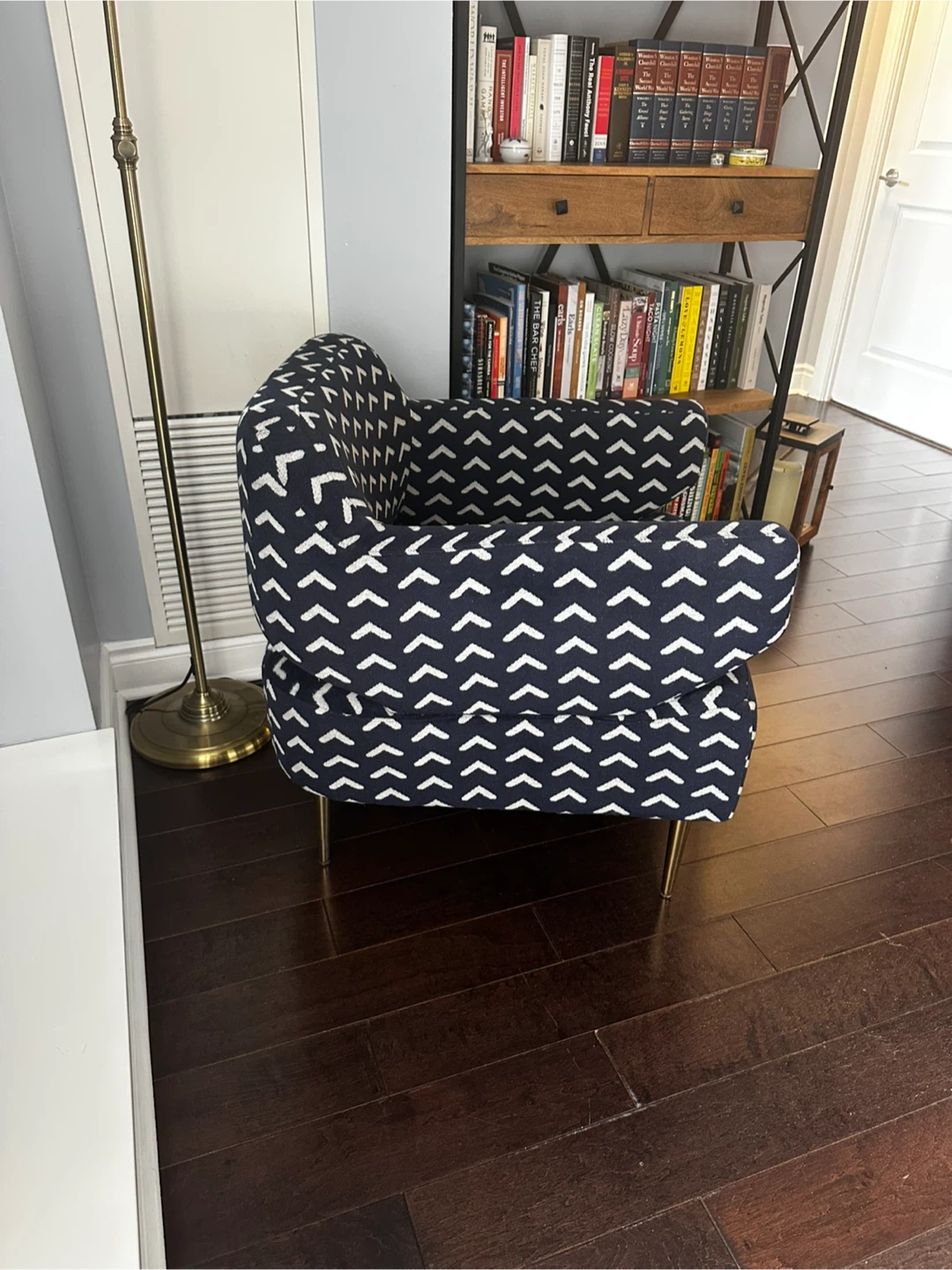 Over 50% off purchase sticker! Armchair - Blue & White - photo 5