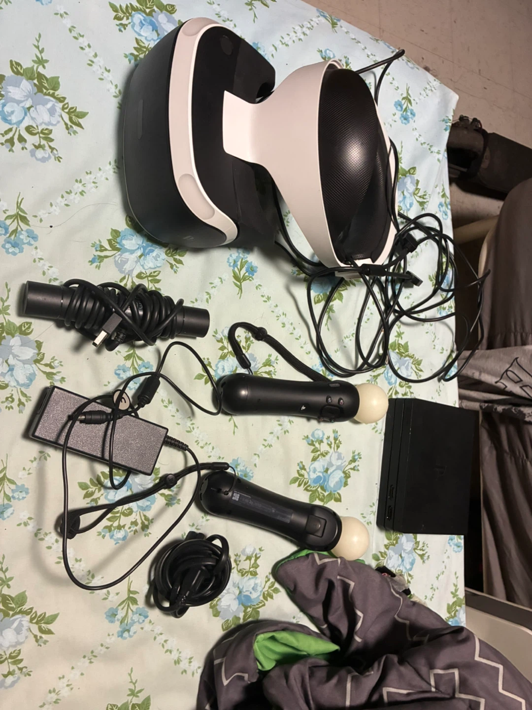 ps4 vr comes with everything