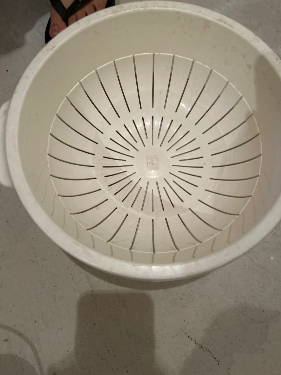 White Plastic Colander