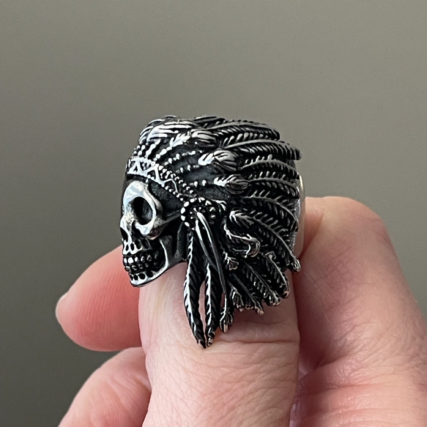 Chief Skull titanium ring (size 12) - photo 3