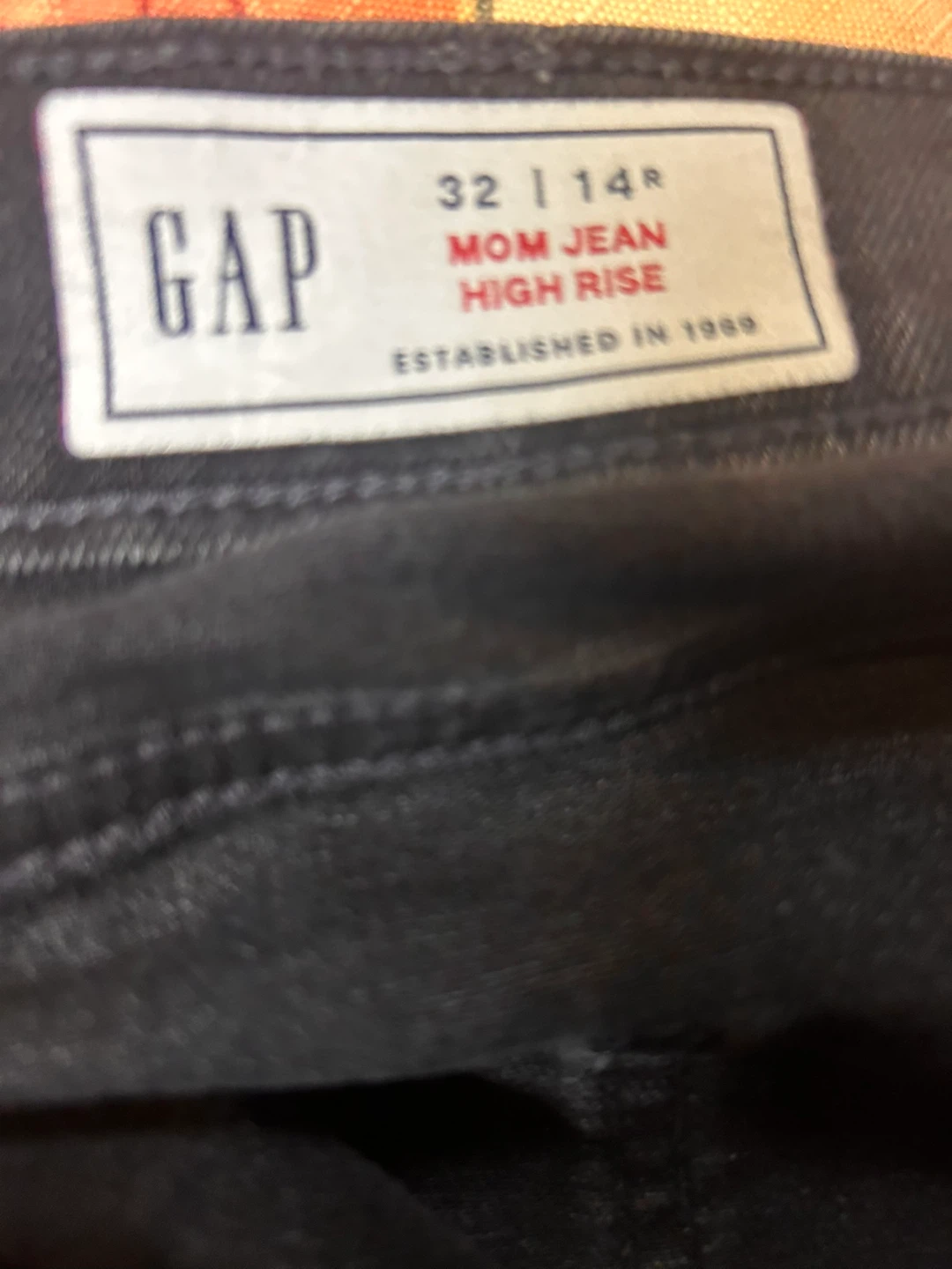 GAP Mom Jean High Rise Jeans - Size 32/14R