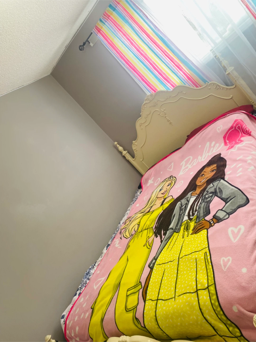 Queen bed frame - photo 2