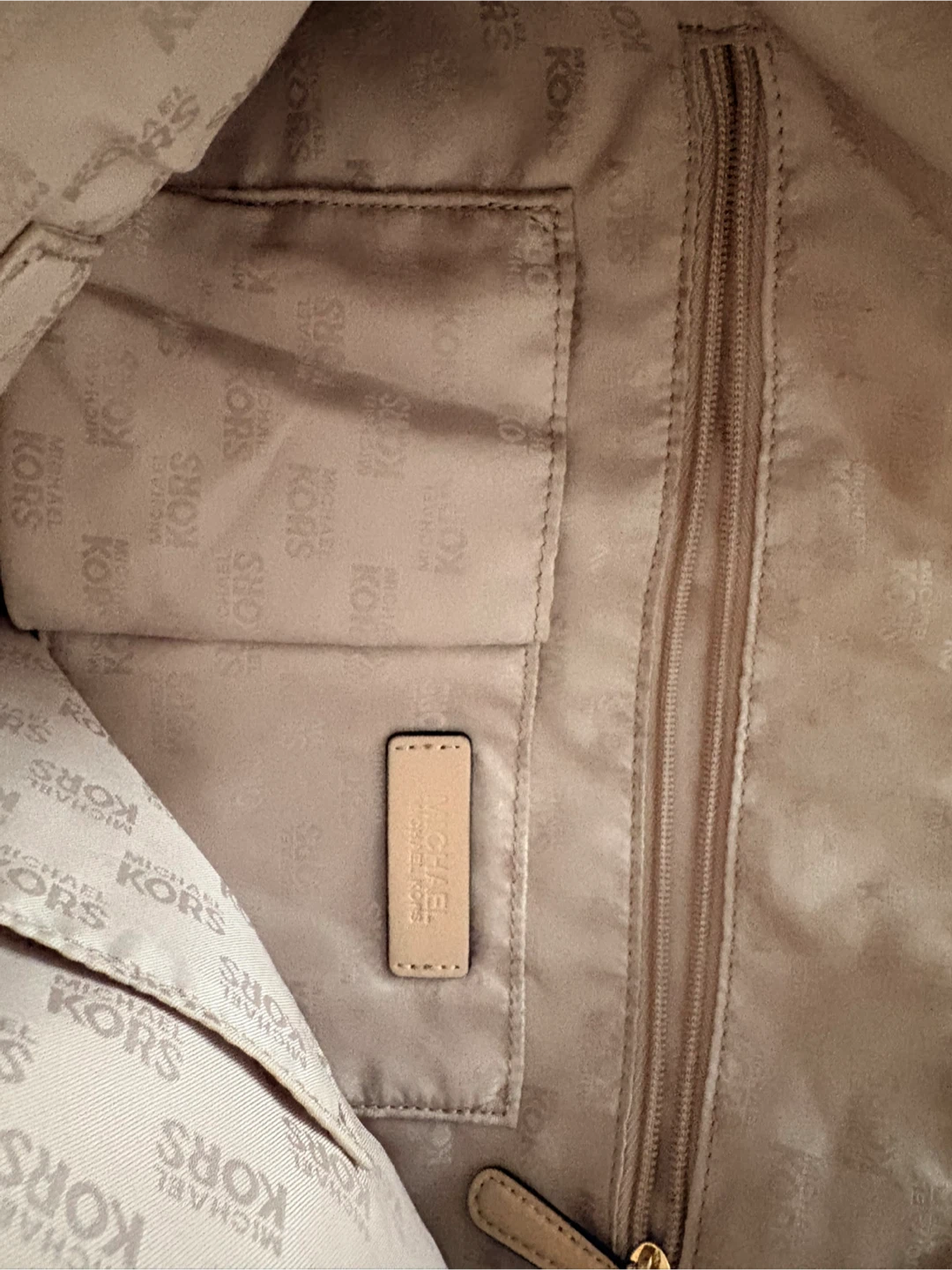 Michael Kors White Leather Tote Bag - photo 5
