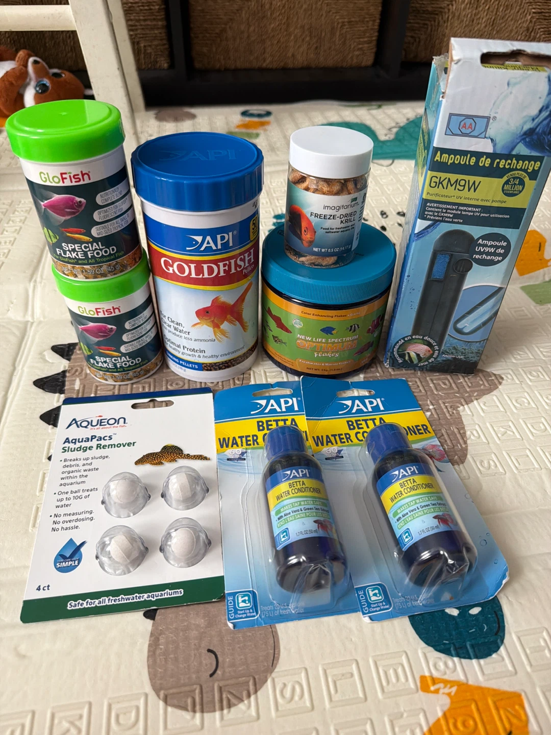 Assorted Aquarium Fish Food & Water Treatment Lot