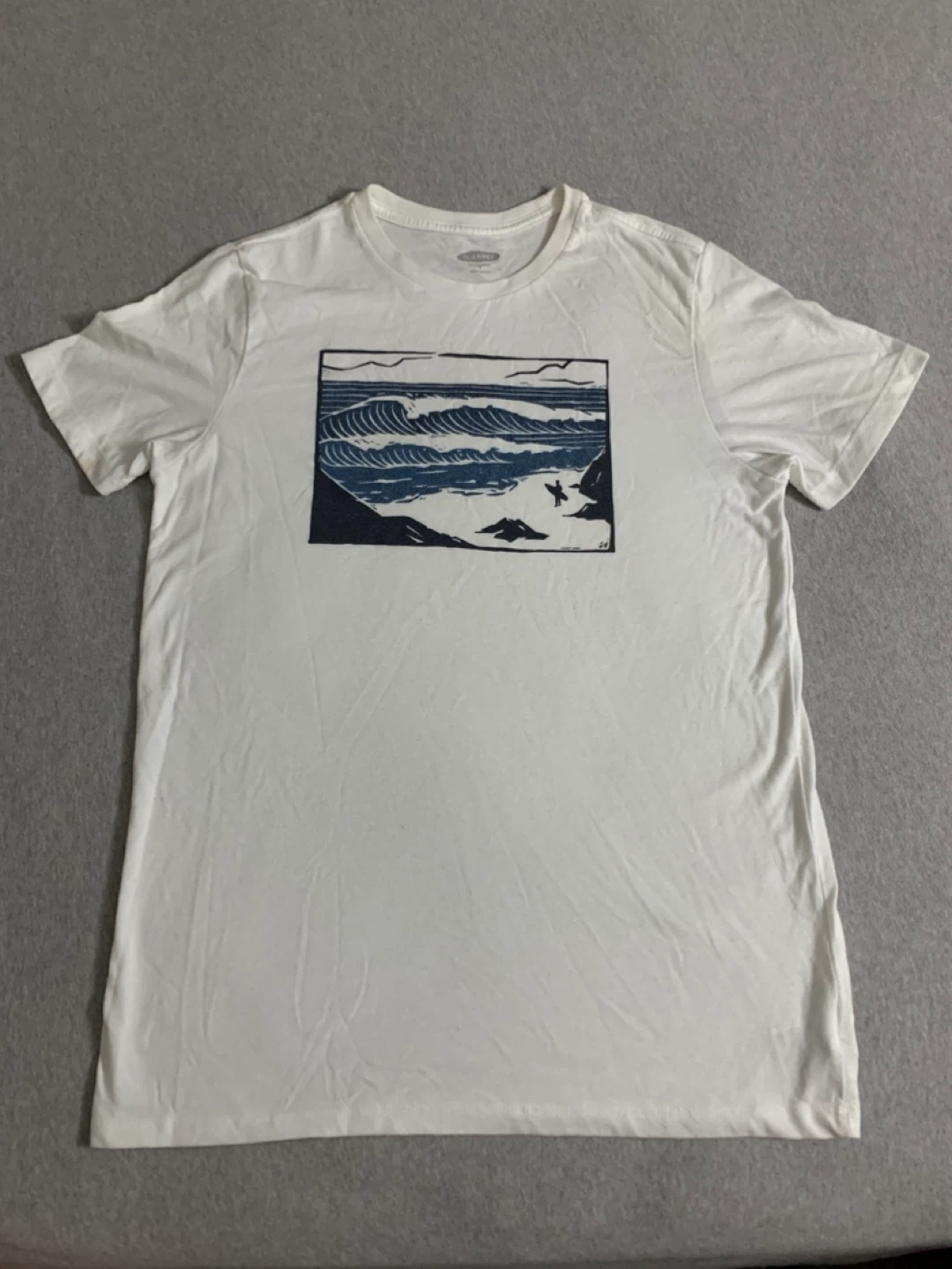 Old Navy White Graphic T-Shirt - Size S