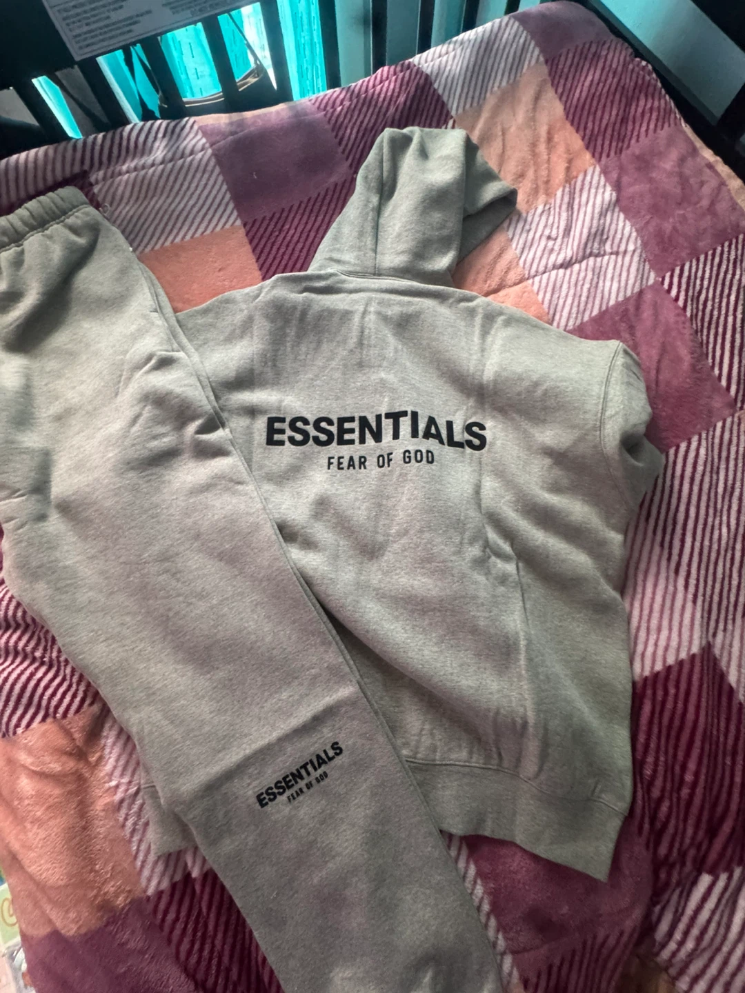 Fear of God Essentials Hoodie & Sweatpants Set - Grey - photo 2