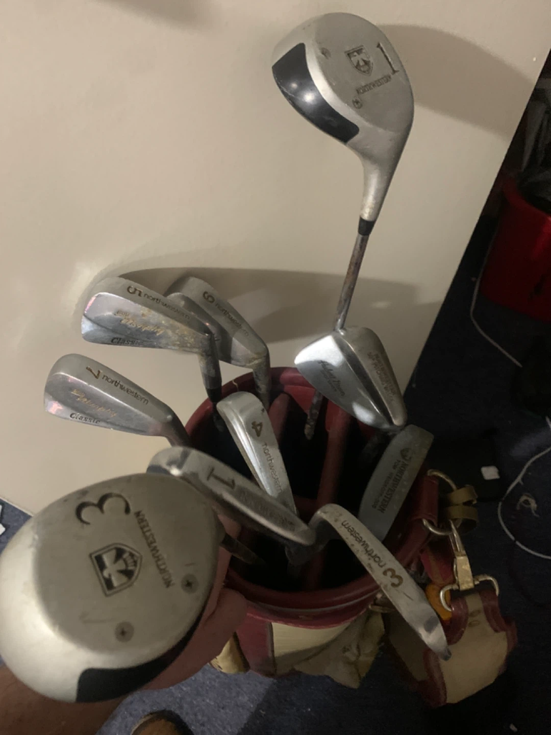 Vintage Golf Bag with Clubs - photo 2