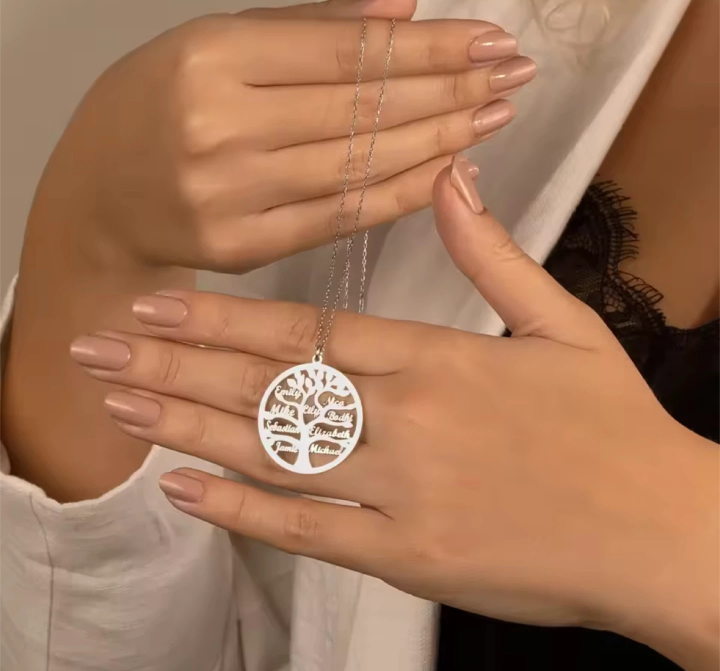 Personalized Tree of Life Necklace with Names - photo 4