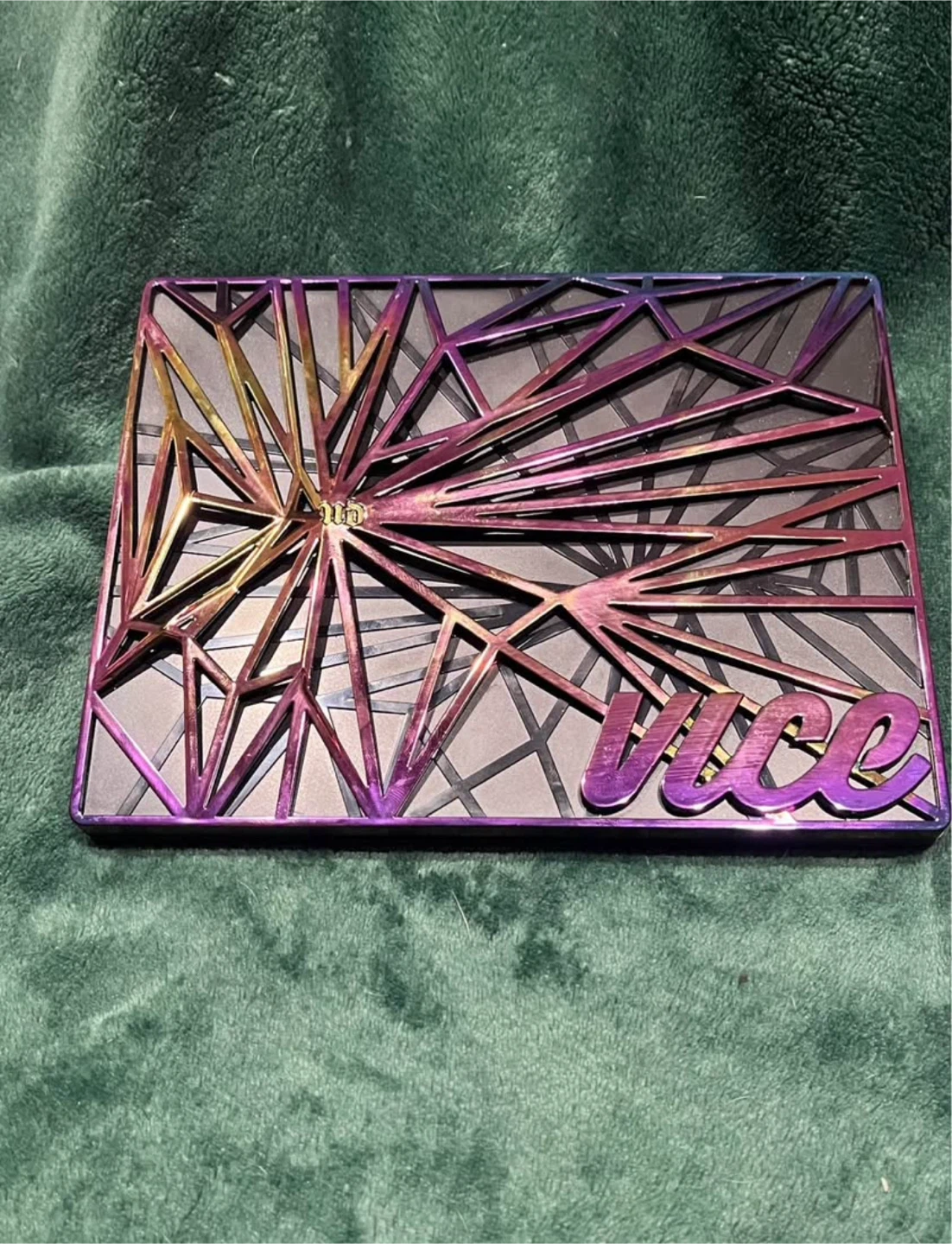 Urban Decay Vice 4 Eyeshadow Palette - photo 4