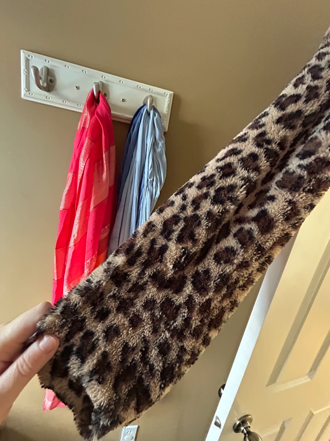 Fuzzy Leopard Print Infinity Scarf