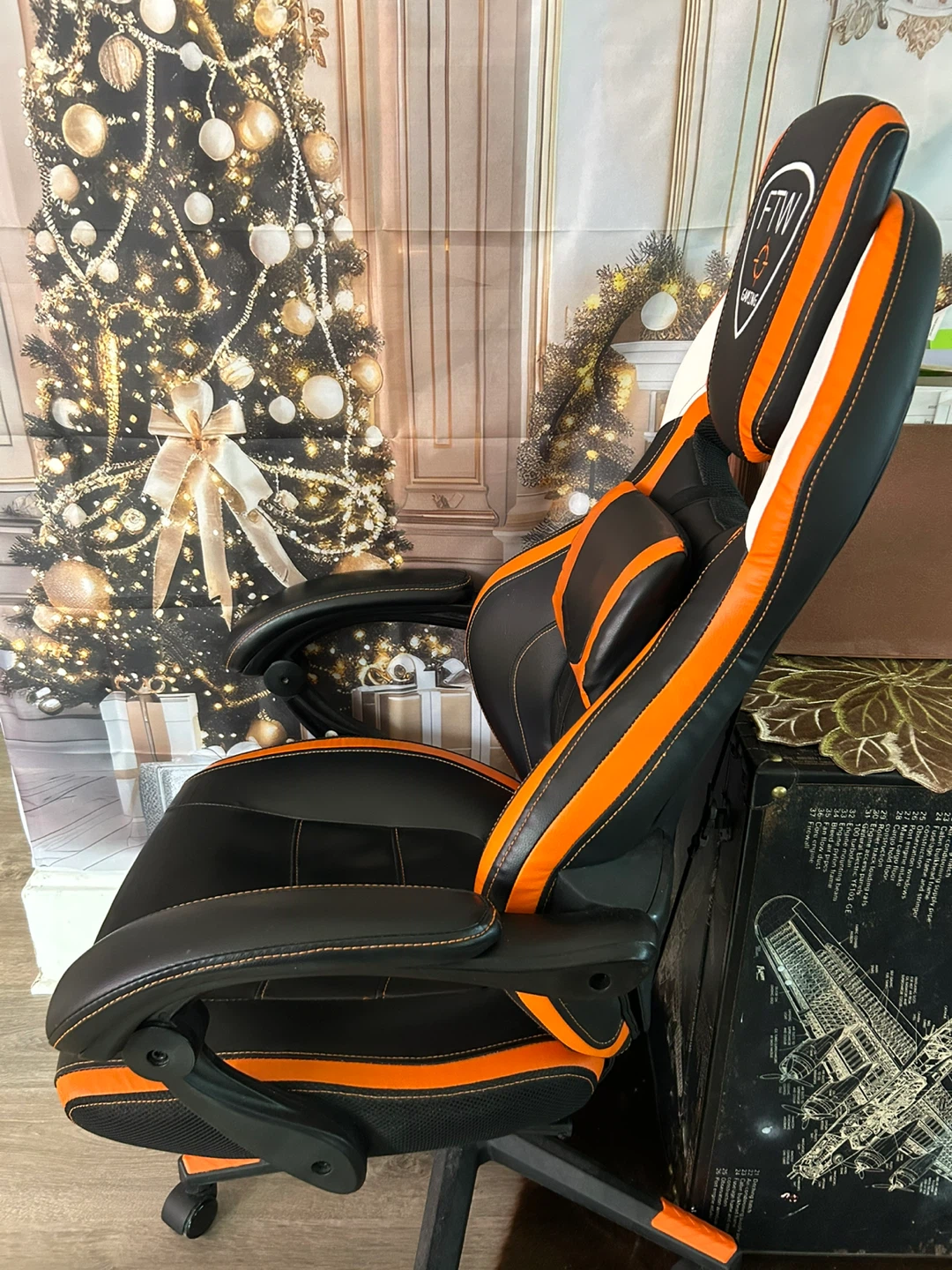 FTW Gaming Chair - Black and Orange