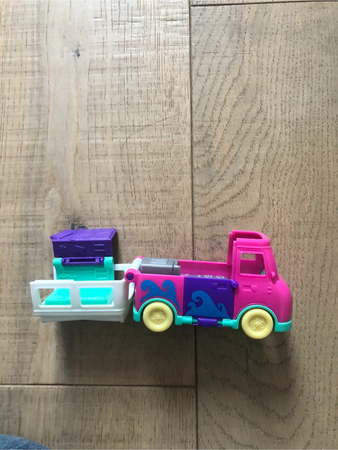 Polly Pocket Ski Resort & Van and some lego - photo 4
