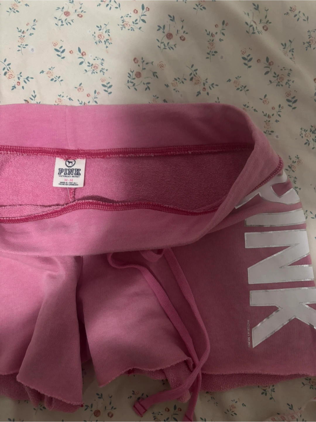 Low rise Pink Victoria's Secret "LOVE PINK" Sweat Shorts - photo 2