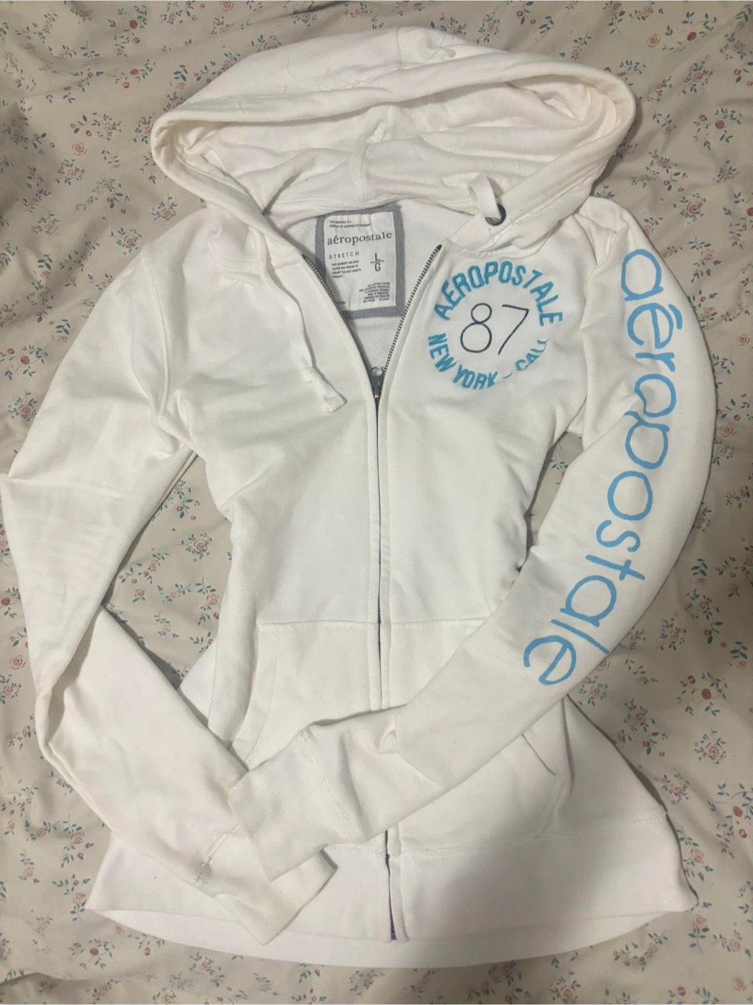 Aeropostale White Zip-Up Hoodie - Size L