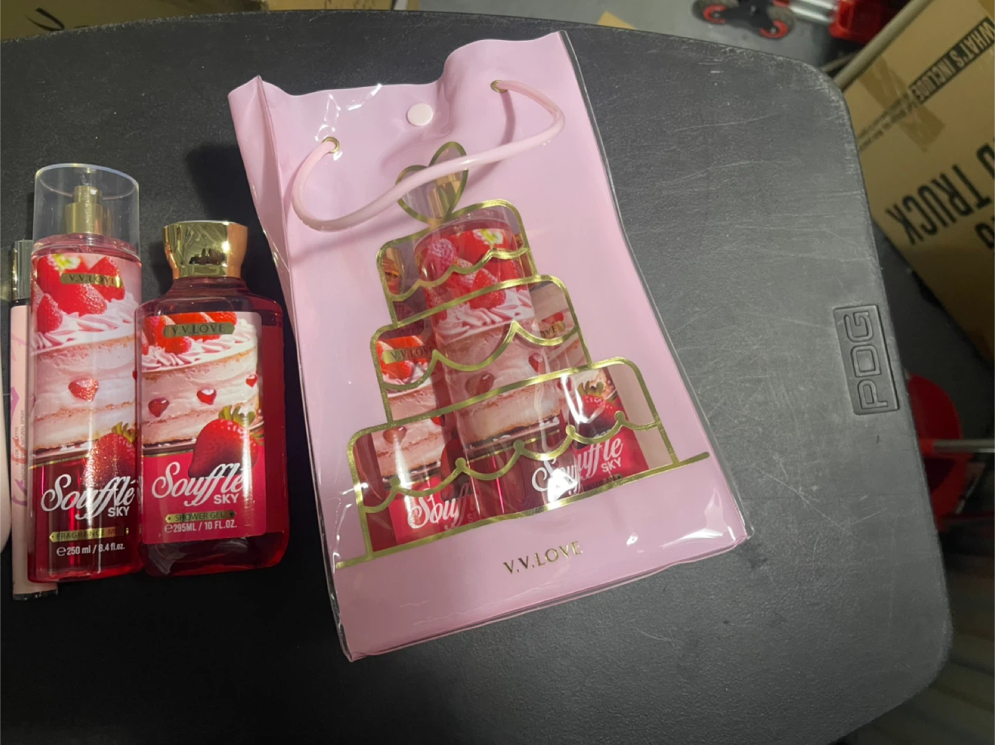 V.V. LOVE Souffle Sky Body Care Set - Strawberry Cake Scent - photo 3