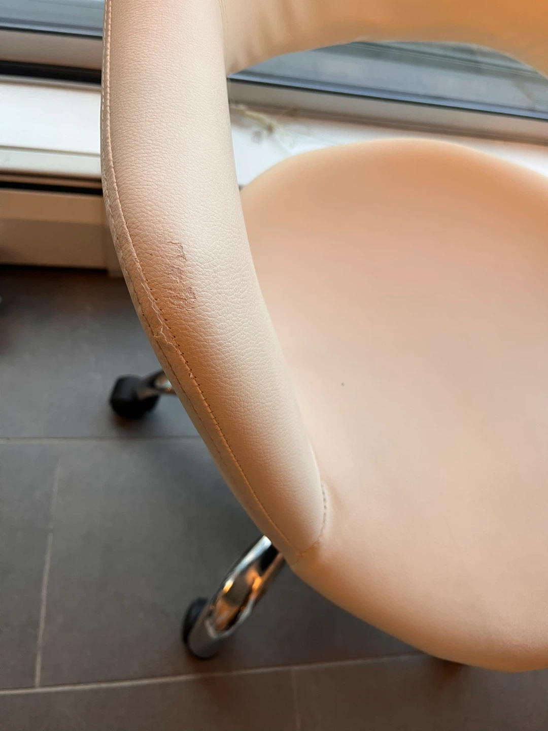 Cream Velvet Office Chair with Chrome Base - photo 3