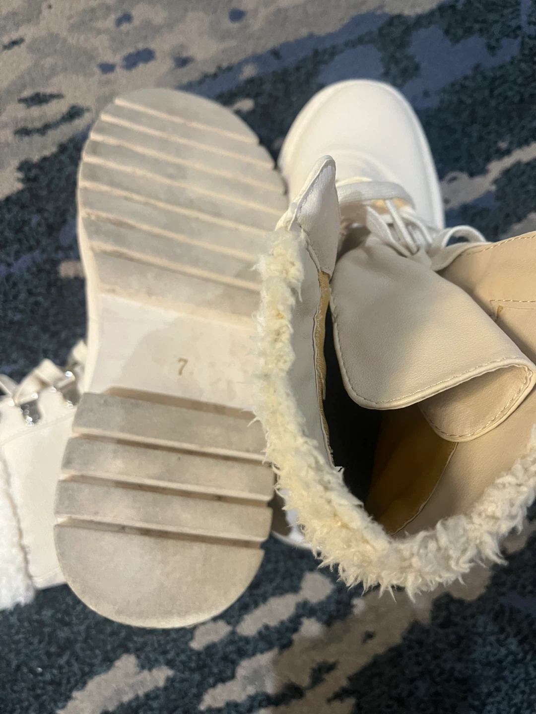 White Fur Lined Lace-Up Boots - photo 4