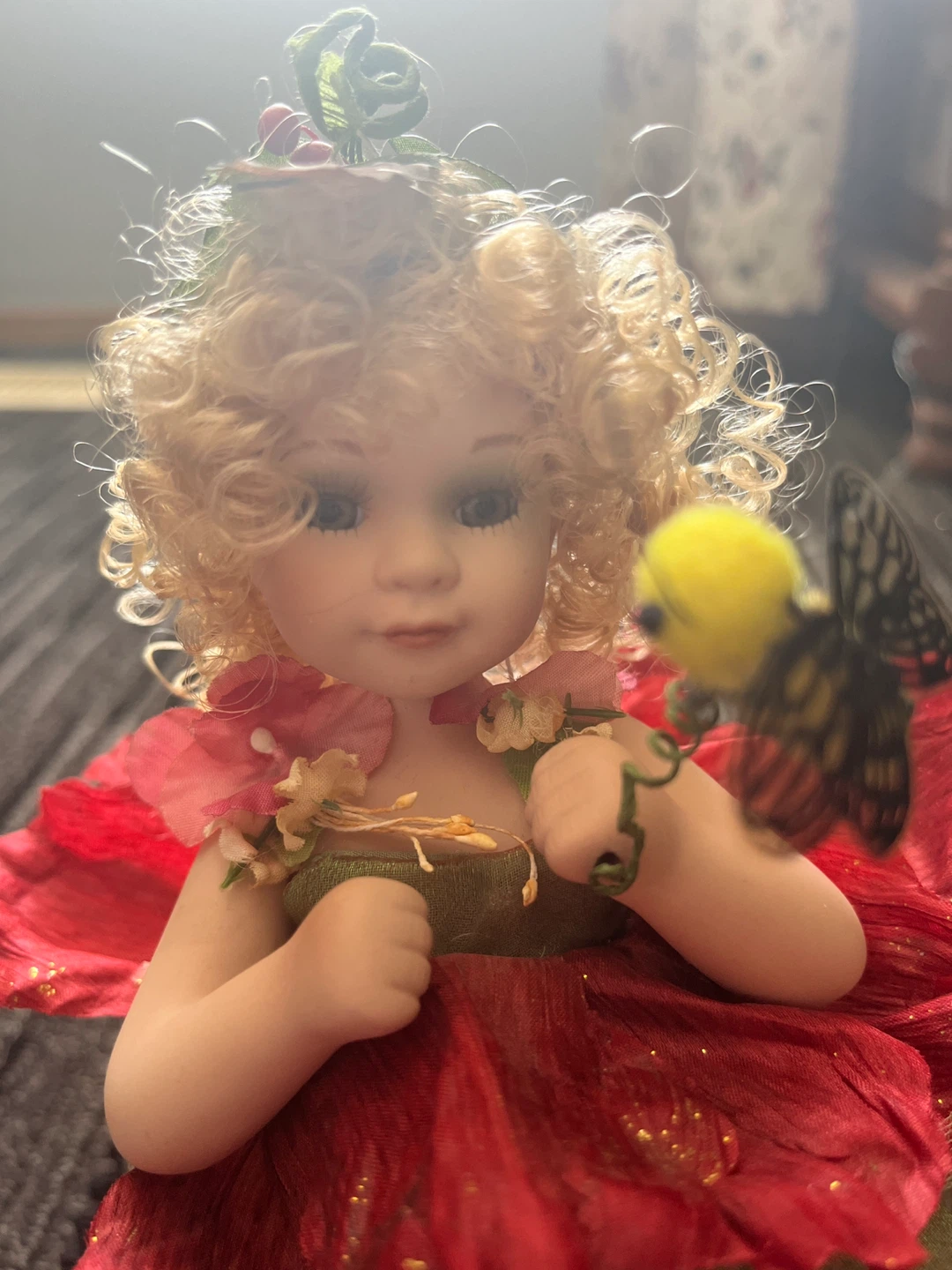 Fairy Figurine with Bee - photo 2