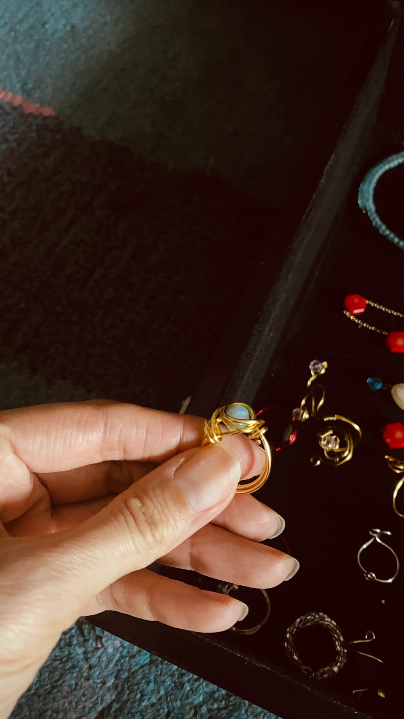 Gold Tone Wire Wrapped Ring with Blue Stone - photo 3