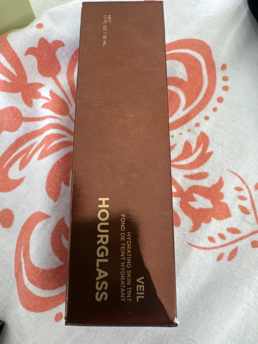 Hourglass Veil Hydrating Skin Tint Foundation