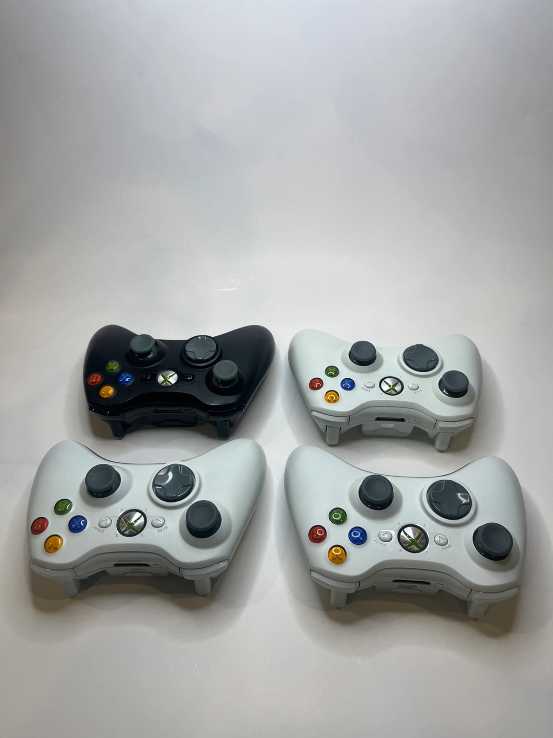Xbox 360 Wireless Controllers - photo 2
