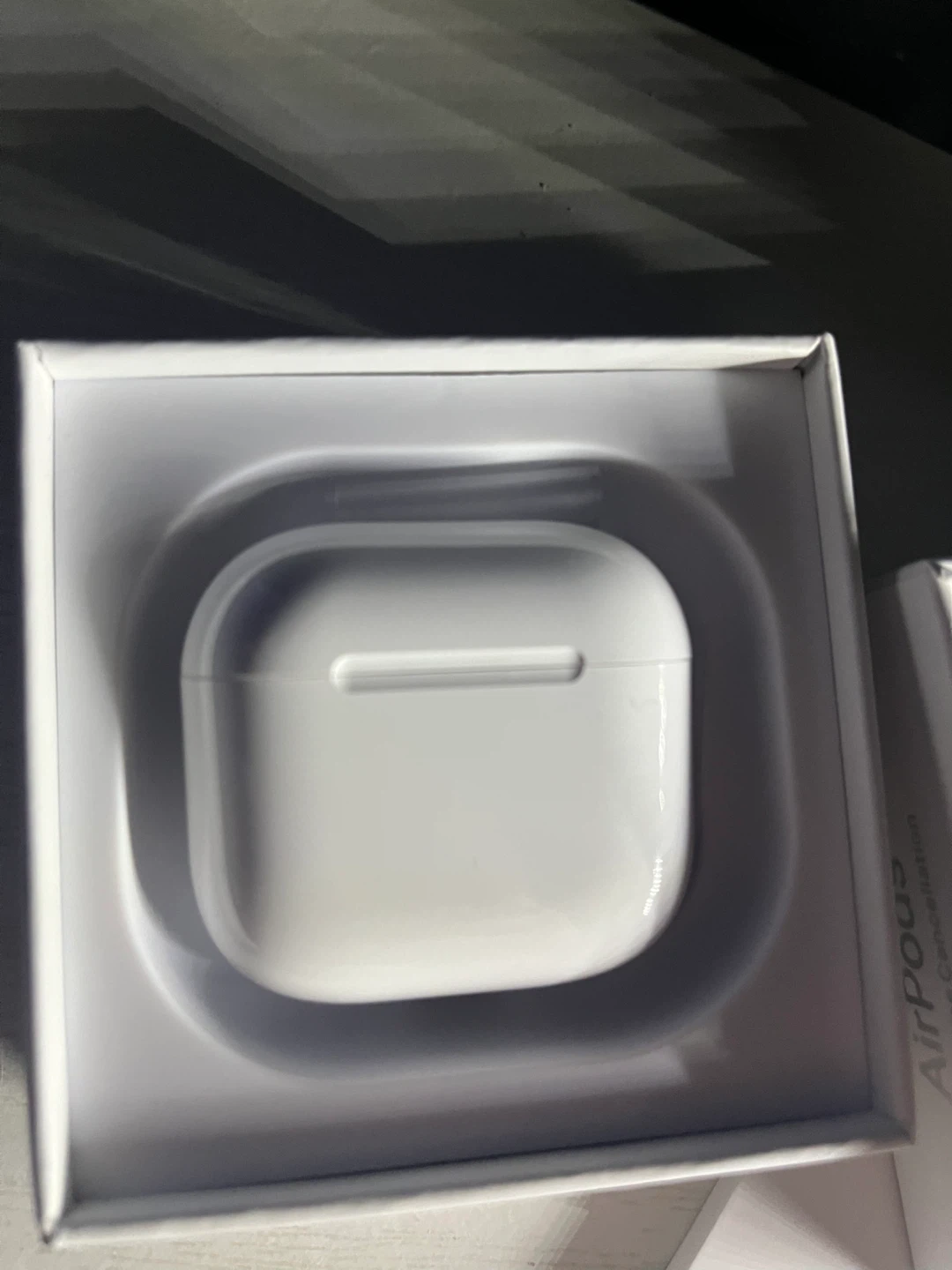 Apple AirPods (4 generation) - photo 2