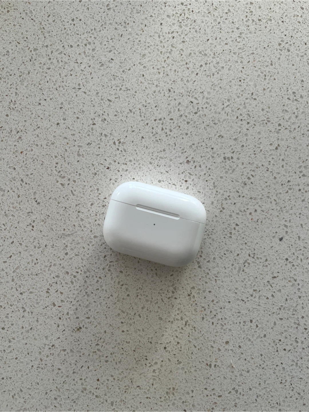 Apple AirPods Pro (1st Gen) with MagSafe Case - photo 2