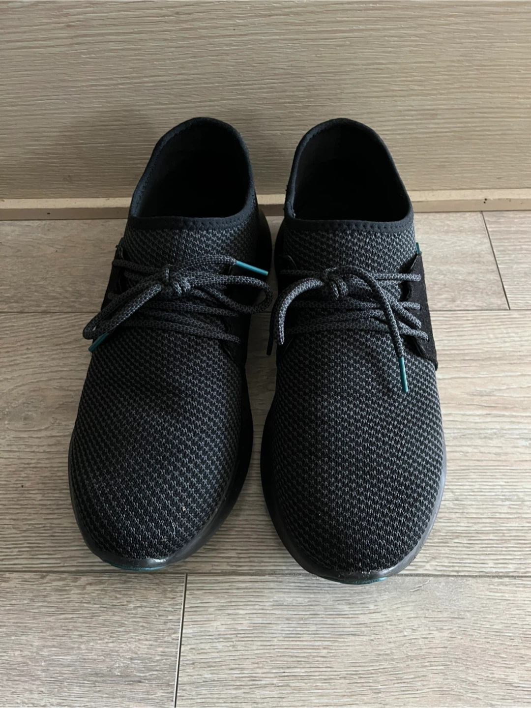 Vessi shoe , size 10