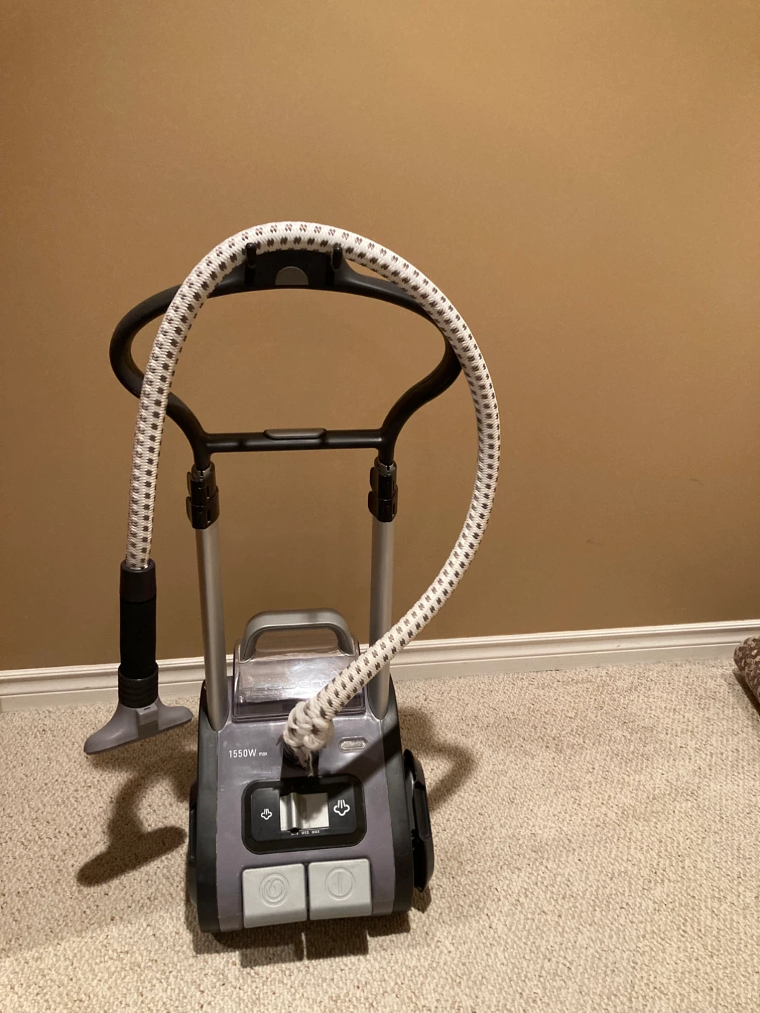 Garment steamer