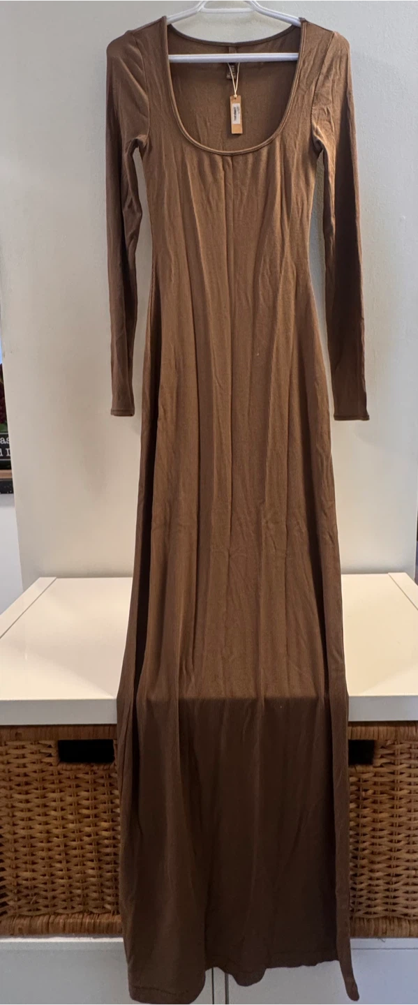 SKIMS Ribbed Long Sleeve Maxi Dress Brown Size M - photo 4