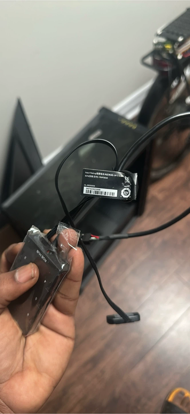 Corsair RGB Hub - photo 3
