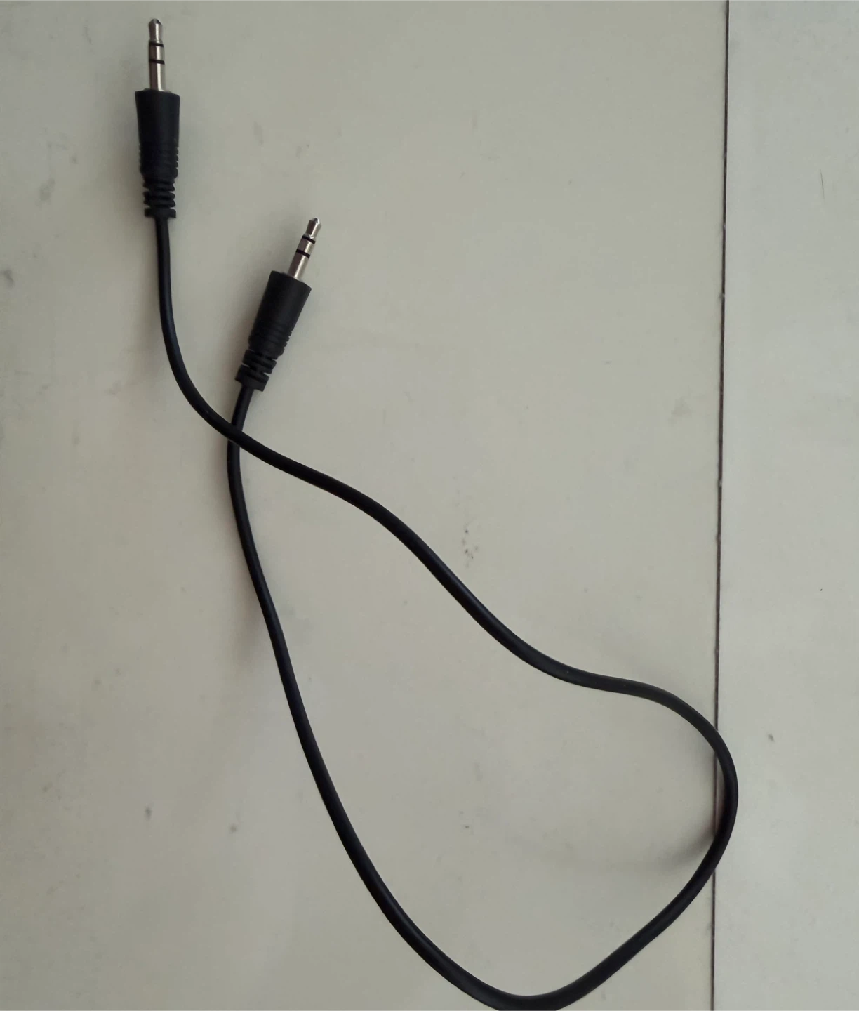3.5mm AUX Audio Cable – Male to Male