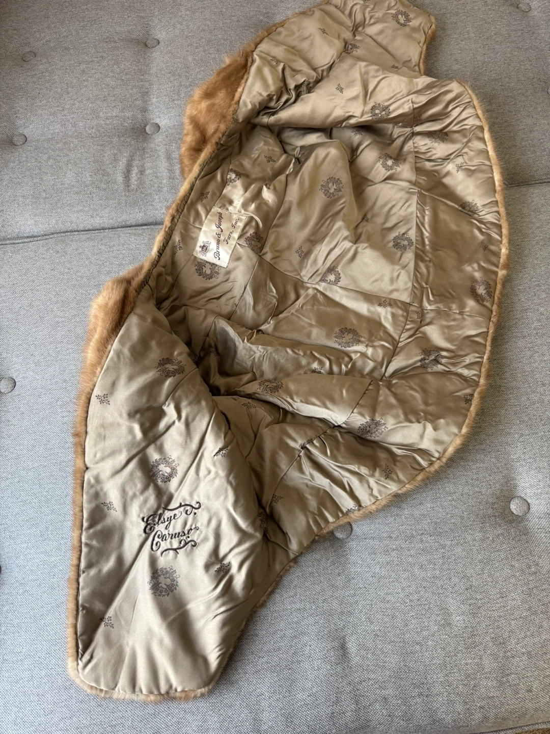 Bruno & Joseph Furs, Inc. Vintage Mink Stole - photo 5