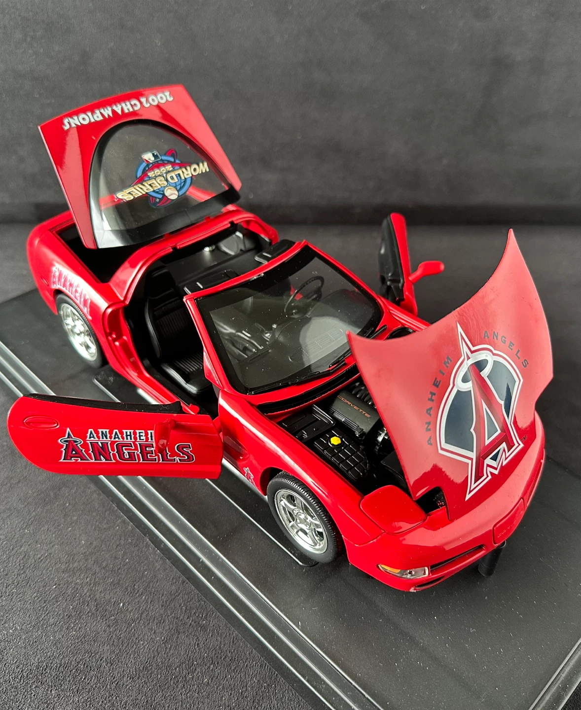 Corvette Diecast 1/18 Anaheim Angels 2002 World Series
