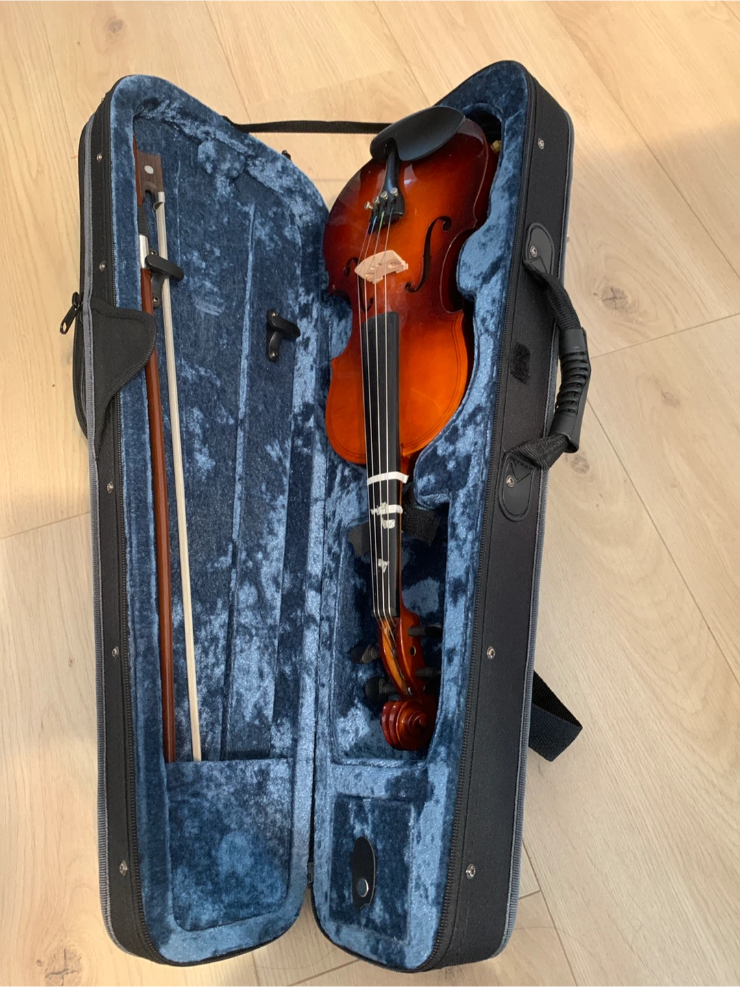 1/4 Size Violin – Full Set – $50 - photo 3