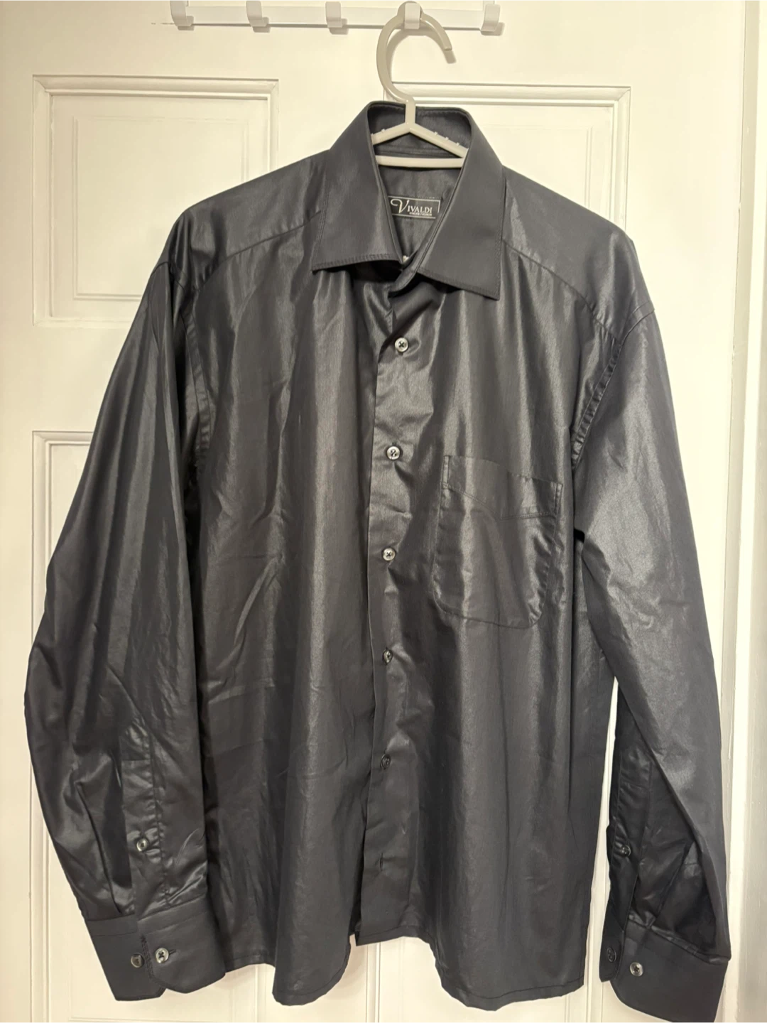 Vivaldi Men's Black Long Sleeve Dress Shirt