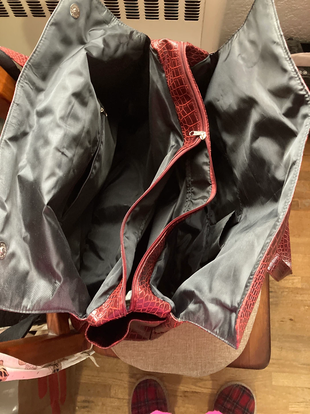 Red Crocodile Embossed Tote Bag - photo 2